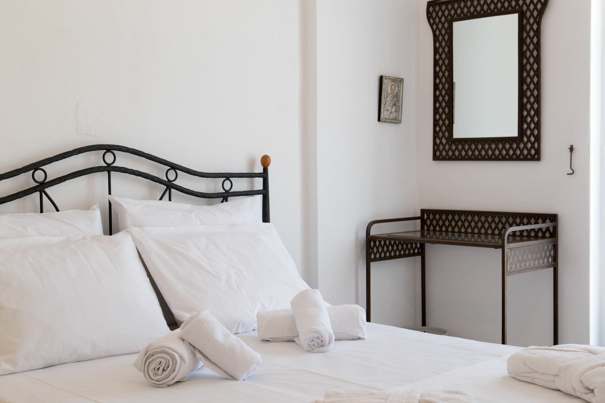 Akrorama Private Villas And Suites อาโกรตีรี ภายนอก รูปภาพ